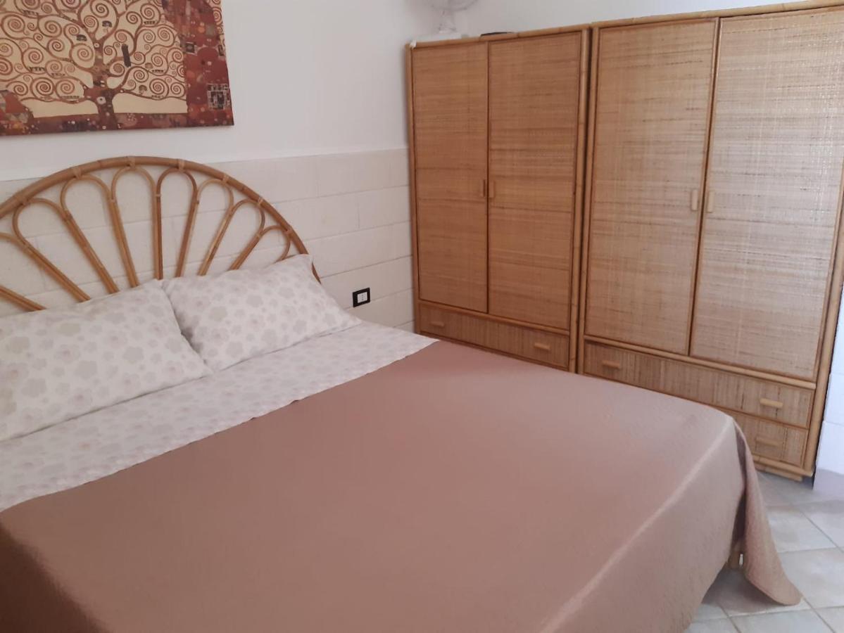 Casa Vacanza Rita Marina Di Pescoluse Eksteriør bilde